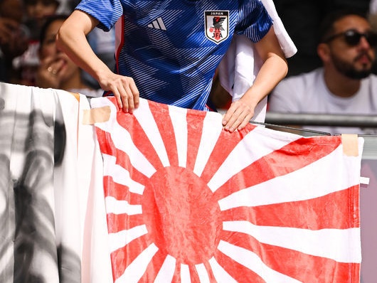 「日本は国際的な恥を避けられない」「最悪のファン」W杯に登場した旭日旗に韓国から怒りの声