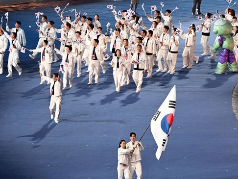 「0.01秒」で兵役免除が水の泡…油断と慢心で金メダル逸の韓国人選手が涙の謝罪「私のミス」