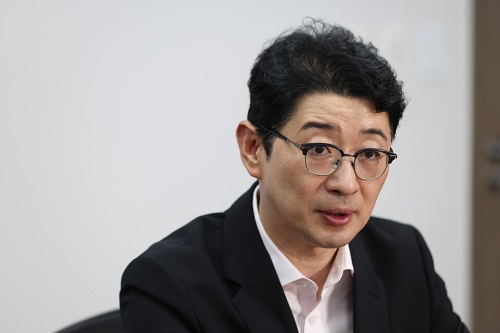 チュ・ジヌ議員