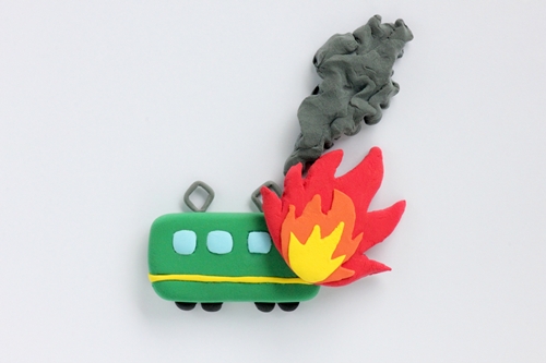 燃える電車