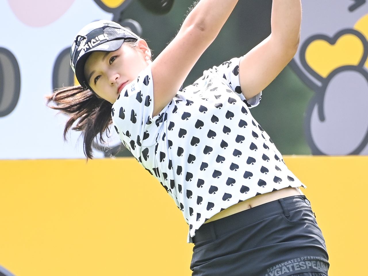 これぞ“キューティフル”の真髄！「イ・ボミ2世」韓国美人ゴルファー、愛しの猫耳SHOT