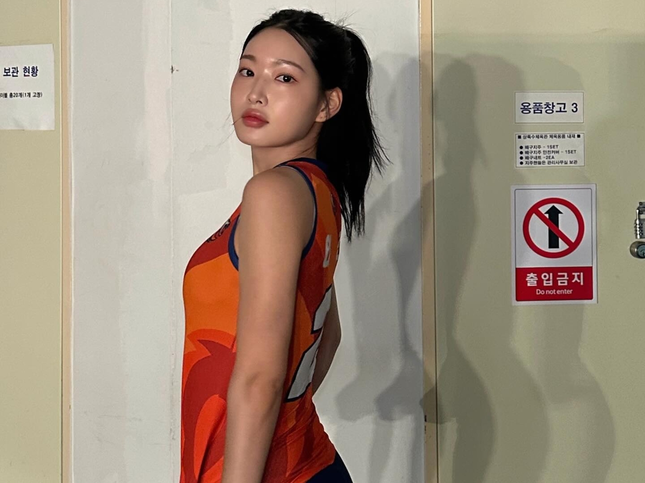 韓国バレー界に次世代の“グラマラス美女”!? テレビ番組出演で一躍話題の24歳イ・ジンとは