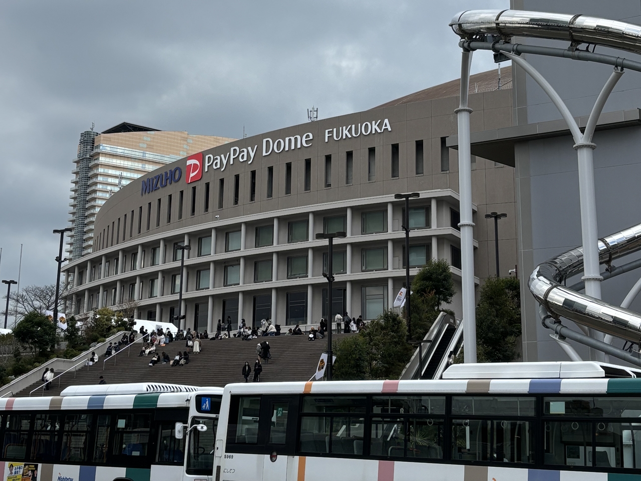 HKT48スタッフら男女刺傷、韓国メディアはどう報じたか「男性ファン、制止され凶器騒動」「日本騒然」