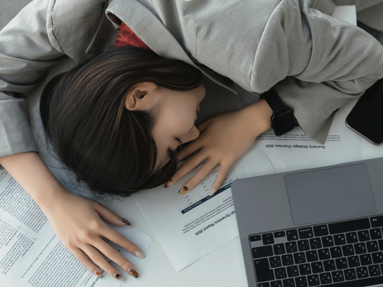 目標への興味が高い人ほど、“日中の眠気”が減少する【韓国医療専門家の調査】