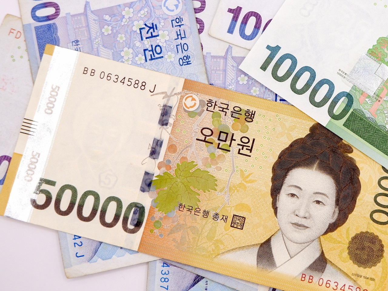 ドル安・円高で推移するなか、韓国ウォンにも影響…“安い日本”も終了か、3年ぶりに100円＝1000ウォン突破