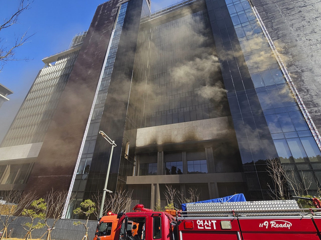 火災で6人が犠牲となった韓国・釜山のホテル建設現場、“人災”なのか…雇用労働部「厳正に捜査する」