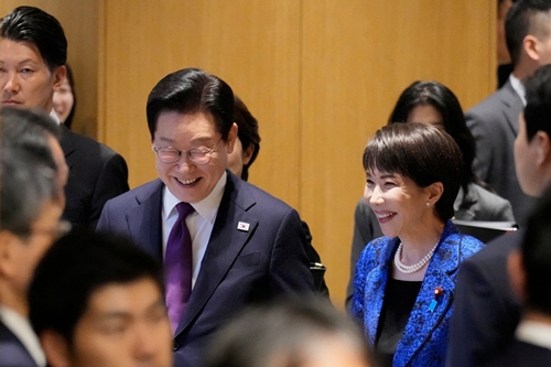 李在明大統領、高市早苗首相