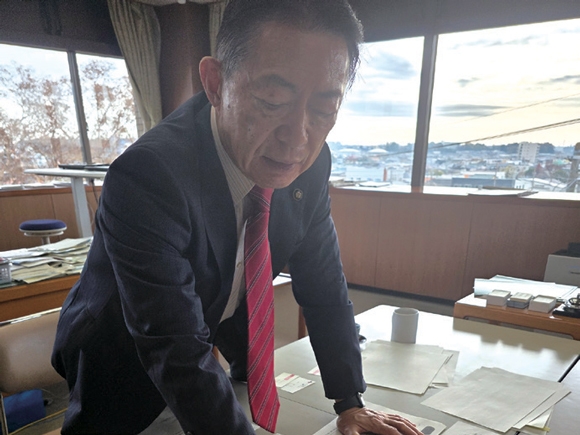 井崎義治・流山市長に韓国経済誌が聞く　70代の自治体トップはなぜ若い子育て世代の心を掴んだのか【インタビュー】