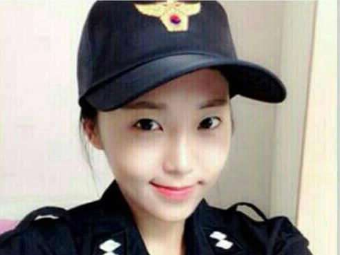 世界中のネットで話題になった韓国の“美しすぎる女性警察官”の意外な正体