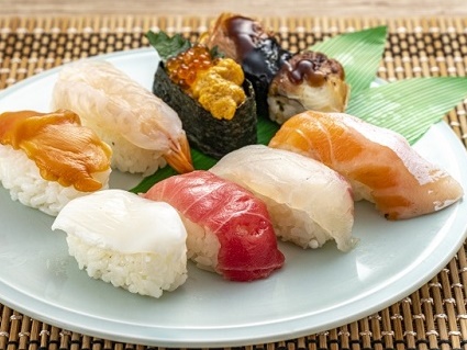 食べ放題なのに「儲けがない」と追い出される事件も…韓国人は意外と日本の“寿司”好き？