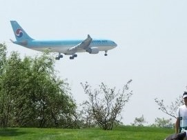 「半ドア飛行」に「機体の急降下」…韓国の格安航空でトラブルが続出